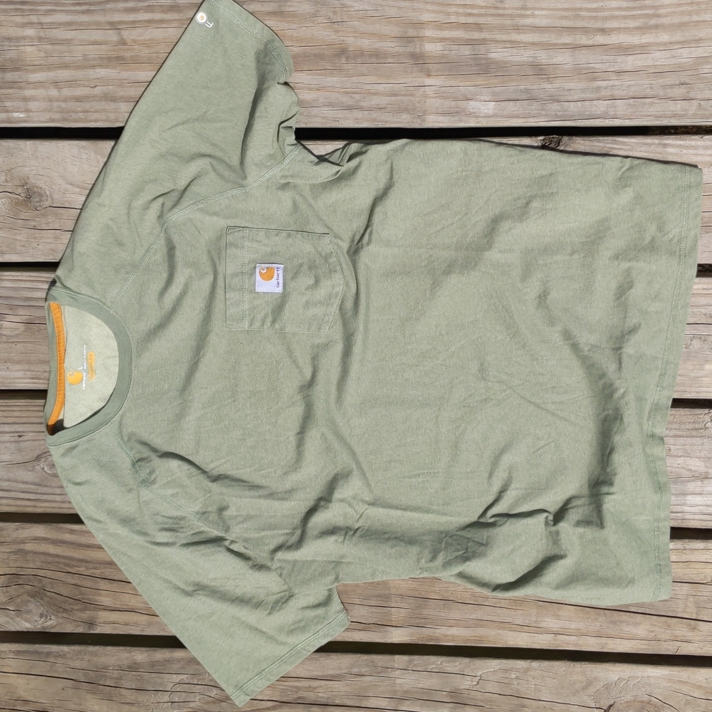 Men's Carhartt green t-shirt